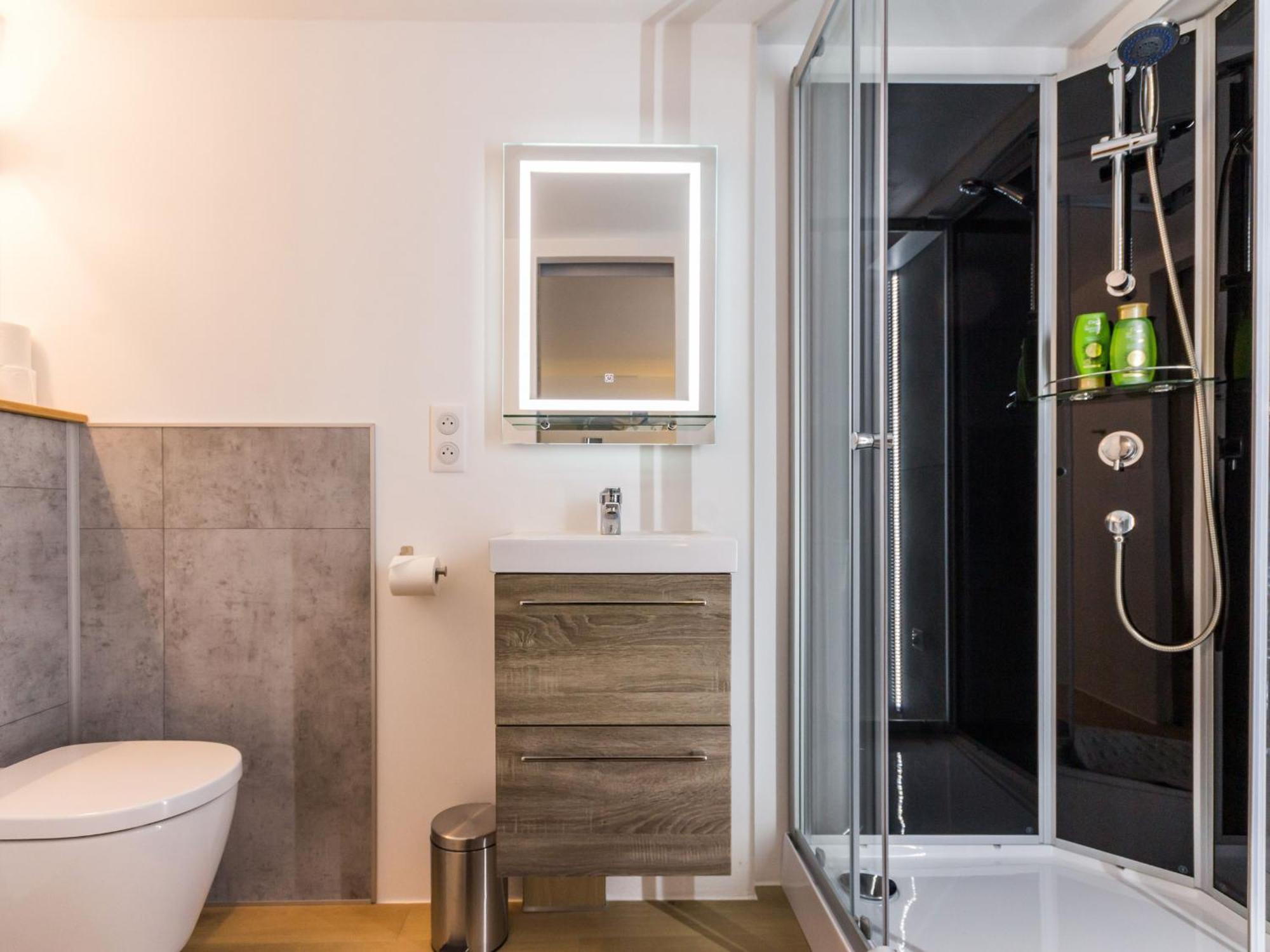 Maison De Ville A St Nazaire, Pres Du Front De Mer, Climatisee, 3 Chambres Avec Sdb Privatives, Wifi - Fr-1-306-1203 Saint-Nazaire  Bagian luar foto