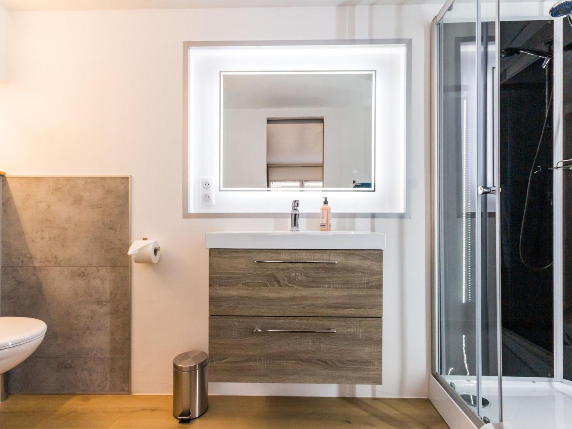 Maison De Ville A St Nazaire, Pres Du Front De Mer, Climatisee, 3 Chambres Avec Sdb Privatives, Wifi - Fr-1-306-1203 Saint-Nazaire  Bagian luar foto